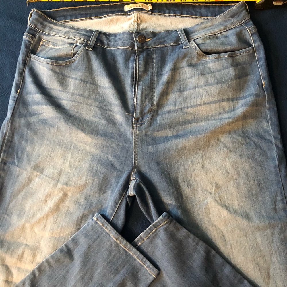 Ms. Cello Jeans - Picture 1 of 8